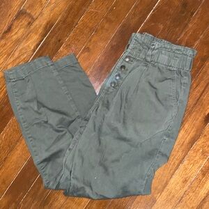 Time & Tru Size 10 Paperbag Pants